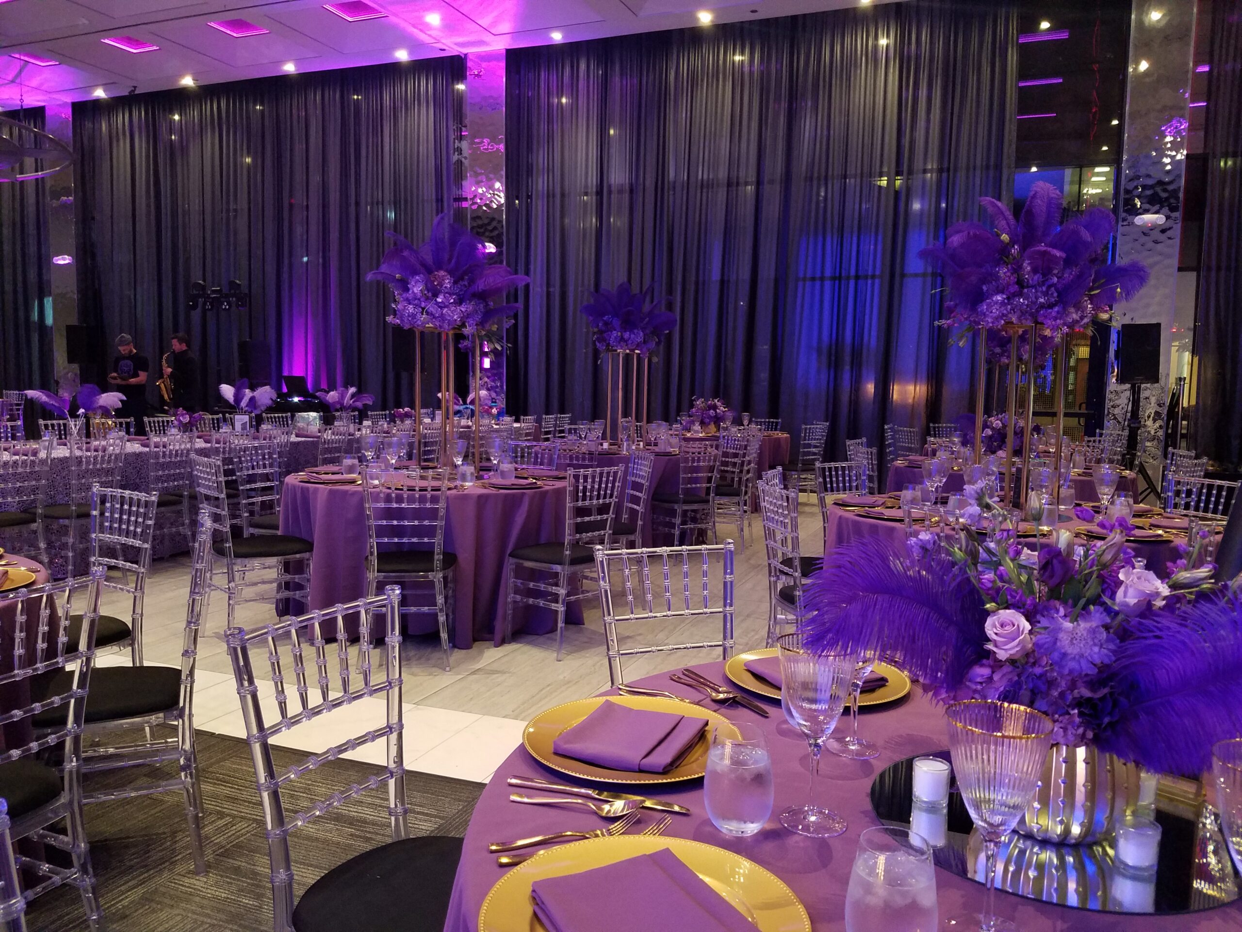 purple table arragment at the glasshouse